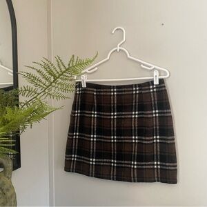 Brown Plaid Skirt. Women’s Size Medium